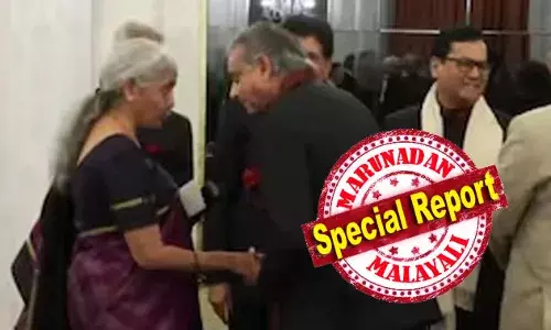 സസ്യാഹാരം മാത്രം വിളമ്പിയ ആ വിരുന്നില്‍ ആദ്യ വിഭവമായത് മുരിങ്ങയില ചാര്‍! ആ അത്താഴ കൂടിക്കാഴ്ചയില്‍ താരമായത് തരൂരും; മോദിയും പുടിനും കേന്ദ്രമന്ത്രിമാരുമെല്ലാം കോണ്‍ഗ്രസ് നേതാവിനോട് സംസാരിച്ചത് നയതന്ത്ര മികവ് അംഗീകരിച്ചു; പക്ഷേ കോണ്‍ഗ്രസ് കട്ട കലിപ്പിലും; പുടിന്‍ ഇന്ത്യ വിട്ടപ്പോള്‍ ചര്‍ച്ചായാകുന്നത് തരൂരിന്റെ ആ ചടങ്ങിലെ സാന്നിധ്യം