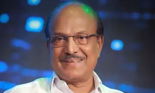 പീഡനക്കേസില് രാഹുല് മാങ്കൂട്ടത്തില് എംഎല്എയെ അറസ്റ്റ് ചെയ്യാന് കഴിയുന്നില്ലെങ്കില് സര്ക്കാരിന്റെ പ്രശ്നമാണ്; രാഹുലിനെതിരെ എടുത്ത മാതൃകാപരമായ നടപടിയുടെ ഗുണം കോണ്ഗ്രസിന് കിട്ടുമെന്ന് പികെ കുഞ്ഞാലിക്കുട്ടി പീഡനക്കേസില് രാഹുല് മാങ്കൂട്ടത്തില് എംഎല്എയെ അറസ്റ്റ് ചെയ്യാന് കഴിയുന്നില്ലെങ്കില് സര്ക്കാരിന്റെ പ്രശ്നമാണ്; രാഹുലിനെതിരെ എടുത്ത മാതൃകാപരമായ നടപടിയുടെ ഗുണം കോണ്ഗ്രസിന് കിട്ടുമെന്ന് പികെ കുഞ്ഞാലിക്കുട്ടി