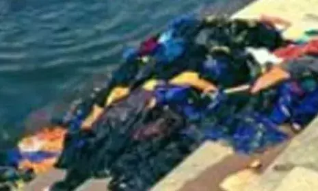 എരുമേലിയില് കുളിക്കുന്നതിനിടെ ശബരിമല തീര്ഥാടകന് കുഴഞ്ഞുവീണു മരിച്ചു; മരിച്ചത് സേലത്തുകാരന് സമ്പുവകുമാര് ശിവസ്വാമി എരുമേലിയില് കുളിക്കുന്നതിനിടെ ശബരിമല തീര്ഥാടകന് കുഴഞ്ഞുവീണു മരിച്ചു; മരിച്ചത് സേലത്തുകാരന് സമ്പുവകുമാര് ശിവസ്വാമി