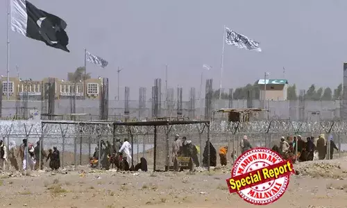 പാക്കിസ്ഥാന്‍-അഫ്ഗാന്‍ അതിര്‍ത്തിയില്‍ വീണ്ടും ഏറ്റുമുട്ടല്‍; നാലുപേര്‍ കൊല്ലപ്പെട്ടു;  വെടിനിര്‍ത്തല്‍ ലംഘിച്ചെന്ന് ഇരുപക്ഷവും; അതിര്‍ത്തി ഗ്രാമങ്ങളില്‍ നിന്ന് സിവിലിയന്‍ പലായനം