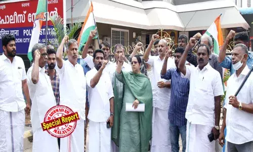 ഒന്‍പതു വയസുള്ള മകളോട് ലൈംഗികാതിക്രമം; 17 കാരനെ പിടികൂടി പൊലീസില്‍ ഏല്‍പ്പിച്ച അച്ഛനെതിരെ കേസെടുത്ത് പൊലീസ്; പോക്‌സോ കേസ് അട്ടിമറിക്കാന്‍ ശ്രമമെന്നും ഭരണകക്ഷിയുടെ സമ്മര്‍ദ്ദമെന്നും ആരോപണം; കടവന്ത്ര പൊലീസ് സ്റ്റേഷന്‍ ഉപരോധിച്ച് കോണ്‍ഗ്രസ് പ്രവര്‍ത്തകര്‍; സിസി ടിവി ദൃശ്യങ്ങള്‍ കൂടി പുറത്തുവന്നതോടെ കേസ് സങ്കീര്‍ണം