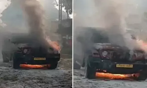 കണ്ടിട്ട് ചങ്ക്..പൊടിയുന്നു..! ആറ്റുനോറ്റ് വാങ്ങിച്ചിട്ട് വെറും മൂന്ന് ദിവസം മാത്രമേ ആയിട്ടുള്ളു; ഓടിച്ച് കൊതി തീരും മുമ്പേ ആ കാഴ്ച; പുത്തൻ മഹീന്ദ്ര ഥാർ കത്തി ചാമ്പലായി; ഒഴിവായത് വൻ അപകടം