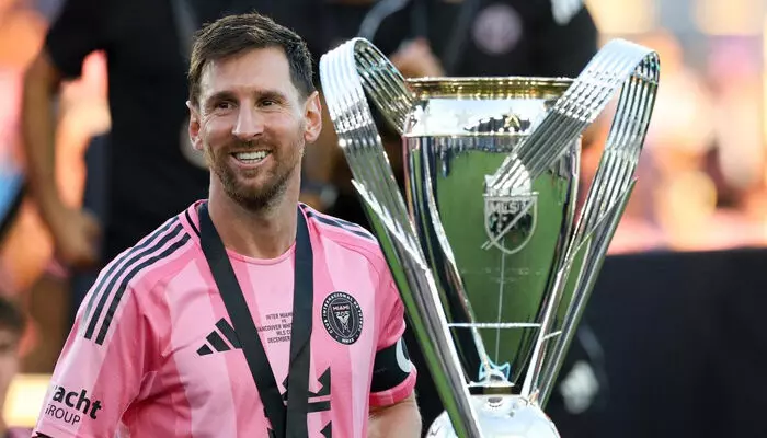 കളം നിറഞ്ഞ് ലയണൽ മെസ്സി; ഇന്റർ മയാമിക്ക് ആദ്യ മേജര് ലീഗ് സോക്കര് കിരീടം; തോമസ് മുള്ളര് നയിച്ച വാന്കൂവര് വൈറ്റ്കേപ്സിനെ പരാജയപ്പെടുത്തിയത് 3-1ന് കളം നിറഞ്ഞ് ലയണൽ മെസ്സി; ഇന്റർ മയാമിക്ക് ആദ്യ മേജര് ലീഗ് സോക്കര് കിരീടം; തോമസ് മുള്ളര് നയിച്ച വാന്കൂവര് വൈറ്റ്കേപ്സിനെ പരാജയപ്പെടുത്തിയത് 3-1ന്