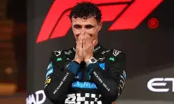 17 വര്‍ഷത്തെ കാത്തിരിപ്പിന് വിരാമം; എഫ്1-ൽ ചരിത്രമെഴുതി മക്ലാരൻ; ലാന്‍ഡോ നോറിസ് ഫോര്‍മുല വണ്‍ ലോക ചാമ്പ്യൻ; നേട്ടം മാക്സ് വെർസ്റ്റാപ്പനെയും മറികടന്ന്