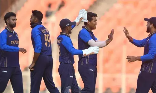 സയ്യിദ് മുഷ്താഖ് അലി ട്രോഫിയിലെ ത്രില്ലർ പോരിൽ കർണാടകയെ അട്ടിമറിച്ച് ത്രിപുര; ജയം സൂപ്പർ ഓവറിൽ; മുരസിംഗ് കളിയിലെ താരം