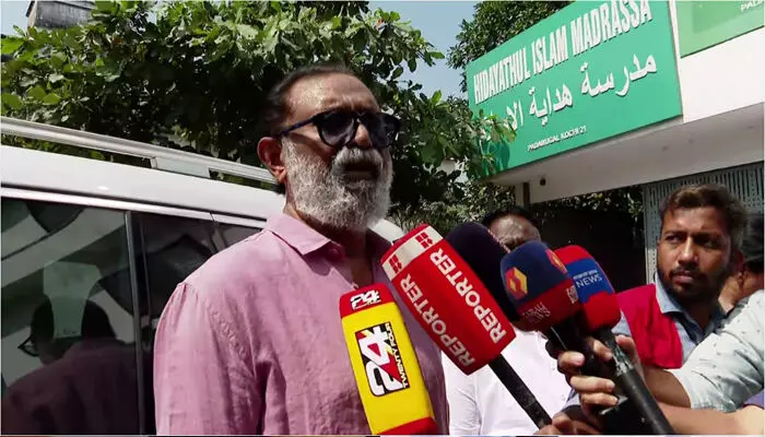 ദിലീപ് കുറ്റക്കാരനല്ല എന്നാണോ, മതിയായ തെളിവില്ല എന്നാണോ കോടതി പറഞ്ഞതെന്ന് അറിയില്ല; ഇപ്പോഴും വല്ലാത്തൊരു സമാധാനക്കേടിലാണ്; വിധി വന്ന ശേഷം അതിജീവിതയെ വിളിച്ചിട്ടില്ലെന്നും ലാൽ ദിലീപ് കുറ്റക്കാരനല്ല എന്നാണോ, മതിയായ തെളിവില്ല എന്നാണോ കോടതി പറഞ്ഞതെന്ന് അറിയില്ല; ഇപ്പോഴും വല്ലാത്തൊരു സമാധാനക്കേടിലാണ്; വിധി വന്ന ശേഷം അതിജീവിതയെ വിളിച്ചിട്ടില്ലെന്നും ലാൽ