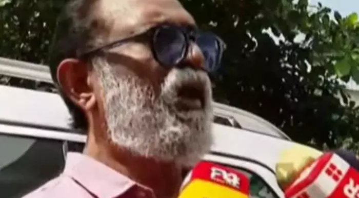 മാര്ട്ടിനെ സംശയം ഉണ്ടെന്ന് ആദ്യം പറഞ്ഞത് താന്; അതിജീവിത വീട്ടിലെത്തിയപ്പോള് ആദ്യം ലോക്നാഥ് ബെഹ്റയെ വിളിച്ചത് താന്; പിടി തോമസ് അല്ലെന്ന് ലാല് മാര്ട്ടിനെ സംശയം ഉണ്ടെന്ന് ആദ്യം പറഞ്ഞത് താന്; അതിജീവിത വീട്ടിലെത്തിയപ്പോള് ആദ്യം ലോക്നാഥ് ബെഹ്റയെ വിളിച്ചത് താന്; പിടി തോമസ് അല്ലെന്ന് ലാല്