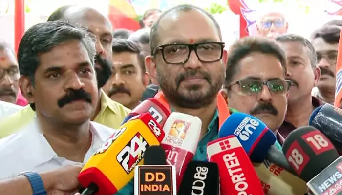 കോഴിക്കോട് കോര്പ്പറേഷന് ബിജെപി പിടിക്കാനുള്ള സാധ്യത കാണുന്നുവെന്ന് കെ സുരേന്ദ്രന് കോഴിക്കോട് കോര്പ്പറേഷന് ബിജെപി പിടിക്കാനുള്ള സാധ്യത കാണുന്നുവെന്ന് കെ സുരേന്ദ്രന്