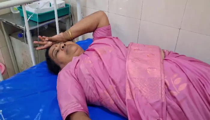 തിരുവല്ല കുറ്റൂരില് കള്ളവോട്ട് തടയാന് ശ്രമം; എന്ഡിഎ വനിതാ സ്ഥാനാര്ഥിക്കും ബൂത്ത് ഏജന്റിനും സിപിഎം മര്ദനം തിരുവല്ല കുറ്റൂരില് കള്ളവോട്ട് തടയാന് ശ്രമം; എന്ഡിഎ വനിതാ സ്ഥാനാര്ഥിക്കും ബൂത്ത് ഏജന്റിനും സിപിഎം മര്ദനം