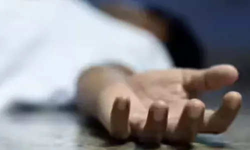 ജെസിബിയും ടിപ്പര്ലോറിയും കൂട്ടിയിടിച്ചു; ജെസിബിയുടെ യന്ത്രക്കൈ തട്ടി തെറിച്ച് വീണ് വീട്ടമ്മയ്ക്ക് ദാരുണാന്ത്യം ജെസിബിയും ടിപ്പര്ലോറിയും കൂട്ടിയിടിച്ചു; ജെസിബിയുടെ യന്ത്രക്കൈ തട്ടി തെറിച്ച് വീണ് വീട്ടമ്മയ്ക്ക് ദാരുണാന്ത്യം