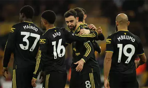 ഇരട്ട പ്രഹരവുമായി ബ്രൂണോ ഫെർണാണ്ടസ്; മോളിനക്‌സിൽ വോൾവ്‌സിനെ തകർത്തെറിഞ്ഞ് മാഞ്ചസ്റ്റർ യുണൈറ്റഡ്; 4-1ന്റെ തകർപ്പൻ ജയവുമായി റെഡ് ഡെവിൾസ്