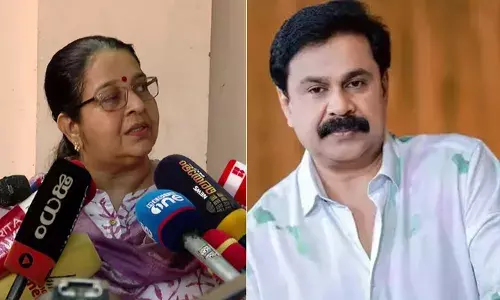 മഞ്ജു വാര്യർക്കെതിരായ ദിലീപിന്റെ പരാമർശം ശ്രദ്ധ തിരിക്കാനുള്ള ശ്രമം; അതിജീവിതയ്ക്ക് സമ്പൂർണ്ണ നീതി ലഭിച്ചില്ല; അപ്പീൽ ആവശ്യപ്പെട്ട് സർക്കാരിന് കത്ത് നൽകുമെന്നും എം.എൽ.എ. ഉമ തോമസ് മഞ്ജു വാര്യർക്കെതിരായ ദിലീപിന്റെ പരാമർശം ശ്രദ്ധ തിരിക്കാനുള്ള ശ്രമം; അതിജീവിതയ്ക്ക് സമ്പൂർണ്ണ നീതി ലഭിച്ചില്ല; അപ്പീൽ ആവശ്യപ്പെട്ട് സർക്കാരിന് കത്ത് നൽകുമെന്നും എം.എൽ.എ. ഉമ തോമസ്