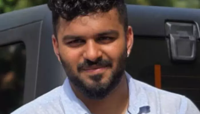 നിറഞ്ഞ ചിരിയുമായി ജന്മദിന ആഘോഷത്തിന് ബന്ധുവീട്ടിലെത്തി; ഒടുവിൽ ചക്ക പറിക്കുന്നതിനിടെ ജീവനെടുത്ത് അപകടം; കണ്ണൂരിൽ ഷോക്കേറ്റ് യുവാവിന് ദാരുണാന്ത്യം; വേദനയോടെ ഉറ്റവർ