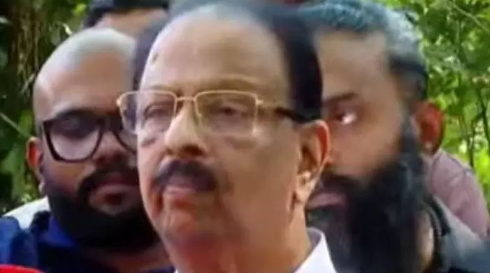 മുഖ്യമന്ത്രിയുടെ സ്ത്രീലമ്പട പരാമര്ശം അല്പ്പത്തരമെന്ന് കെ സുധാകരന്; മാങ്കുട്ടത്തില് വിഷയത്തില് പാര്ട്ടിക്കൊപ്പമെന്നും കണ്ണൂര് എംപി മുഖ്യമന്ത്രിയുടെ സ്ത്രീലമ്പട പരാമര്ശം അല്പ്പത്തരമെന്ന് കെ സുധാകരന്; മാങ്കുട്ടത്തില് വിഷയത്തില് പാര്ട്ടിക്കൊപ്പമെന്നും കണ്ണൂര് എംപി