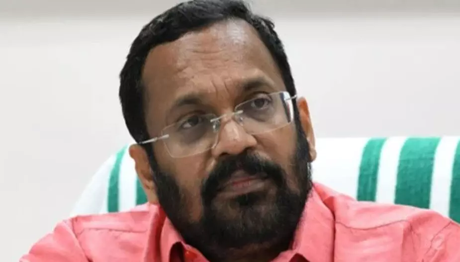 തദ്ദേശ തെരഞ്ഞെടുപ്പ് സാമ്പിള് വെടിക്കെട്ടാണെന്നും പൂരം വരാനിരിക്കുന്നതേയുള്ളൂവെന്നും മന്ത്രി കെ.രാജന്; അടൂര് പ്രകാശിന്റെ പരാമര്ശം ചര്ച്ചയാക്കി സിപിഐ നേതാവ് തദ്ദേശ തെരഞ്ഞെടുപ്പ് സാമ്പിള് വെടിക്കെട്ടാണെന്നും പൂരം വരാനിരിക്കുന്നതേയുള്ളൂവെന്നും മന്ത്രി കെ.രാജന്; അടൂര് പ്രകാശിന്റെ പരാമര്ശം ചര്ച്ചയാക്കി സിപിഐ നേതാവ്