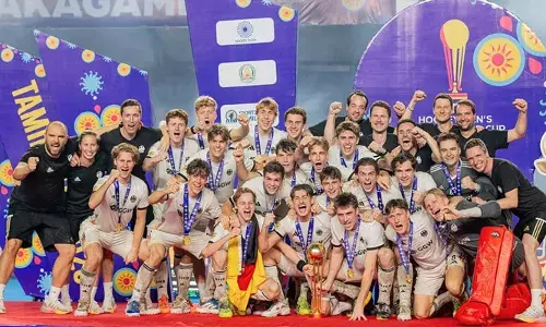 ജർമ്മനിക്ക് എട്ടാം ജൂനിയർ ഹോക്കി ലോകകപ്പ് കിരീടം; ആവേശപ്പോരിൽ സ്പെയിനെ പരാജയപ്പെടുത്തിയത് പെനാൽറ്റി ഷൂട്ടൗട്ടിൽ; അർജന്റീനയെ തകർത്ത് ഇന്ത്യയ്ക്ക് വെങ്കലം