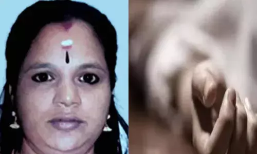 അമിത വേഗതയിലൊരു ലോറി പോയതും ഇടിശബ്ദം; നാട്ടുകാർ ഓടിയെത്തിയപ്പോൾ ദാരുണ കാഴ്ച; മലപ്പുറത്തെ വാഹനാപകടത്തിൽ നഴ്‌സിന് ദാരുണാന്ത്യം; വേദനയോടെ കുടുംബം