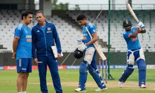 സഞ്ജുവിന് പകരമെത്തിയിട്ട് അര്‍ധ സെഞ്ചുറി പോലുമില്ല; ഓപ്പണിങ്ങില്‍ ക്ലിക്കാകാതെ ശുഭ്മാന്‍ ഗില്‍; വൈസ് ക്യാപ്റ്റനായി തിരിച്ചുവന്നപ്പോഴെ സഞ്ജുവിന്റെ കാര്യം തീരുമാനമായെന്ന് അശ്വിന്‍