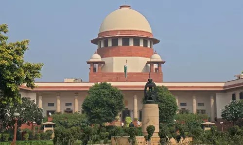 ജീവനാംശം വാങ്ങാതെ വിവാഹ മോചനം; സ്ത്രീയെ അഭിനന്ദിച്ച് സുപ്രീംകോടതി