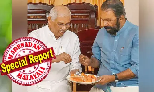 ആദ്യം എത്തിയത് ഗവര്‍ണര്‍; പിന്നാലെ മന്ത്രി; ചായ സല്‍ക്കാരത്തില്‍ ഗവര്‍ണര്‍ക്ക് പപ്പായ നിറഞ്ഞ പ്ലേറ്റ് നീട്ടി നയതന്ത്ര തുടക്കം; വേദിയിലേക്കുള്ള യാത്രയ്ക്ക് ഗവര്‍ണറുടെ കാറിലേക്ക് മന്ത്രി എത്തിയതു കണ്ട് എല്ലാവരും ഞെട്ടി! ഗവര്‍ണറെ യാത്ര അയക്കാനും മന്ത്രിയുടെ സാന്നിധ്യം; ക്രൈസ്റ്റ് നഗര്‍ സ്‌കൂളില്‍ ക്ലാസിക് നയതന്ത്രവുമാായി മന്ത്രിയപ്പൂപ്പന്‍; അര്‍ലേക്കറെ ശിവന്‍കുട്ടി കീഴടക്കിയ കഥ