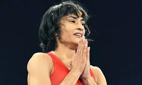 തീ അണഞ്ഞിട്ടില്ല;  ലക്ഷ്യം 2028 ലോസ് ഏഞ്ചലസ് ഒളിമ്പിക്സ്;  വിരമിക്കല്‍ തീരുമാനം പിന്‍വലിച്ച് വിനേഷ് ഫോഗട്ട് വീണ്ടും ഗോദയിലേക്ക്; നിര്‍ഭയമായ ഹൃദയവും കീഴടങ്ങാന്‍ കൂട്ടാക്കാത്ത ആത്മവീര്യവുമായി തിരിച്ചുവരുന്നു എന്ന് ഇന്‍സ്റ്റഗ്രാം പോസ്റ്റ്