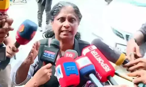 ദിലീപിനെ വെറുതെ വിട്ടപ്പോഴേ എന്റെ പ്രതീക്ഷ തീര്ന്നു; പെണ്കുട്ടിയെ പിച്ചിച്ചീന്തിയവരോട് സഹതാപം കാണിക്കുന്ന വിധി; വൈകാതെ കൂടുതല് കാര്യങ്ങള് പുറത്തുപറയുമെന്ന് അഡ്വ. ടി.ബി മിനി ദിലീപിനെ വെറുതെ വിട്ടപ്പോഴേ എന്റെ പ്രതീക്ഷ തീര്ന്നു; പെണ്കുട്ടിയെ പിച്ചിച്ചീന്തിയവരോട് സഹതാപം കാണിക്കുന്ന വിധി; വൈകാതെ കൂടുതല് കാര്യങ്ങള് പുറത്തുപറയുമെന്ന് അഡ്വ. ടി.ബി മിനി