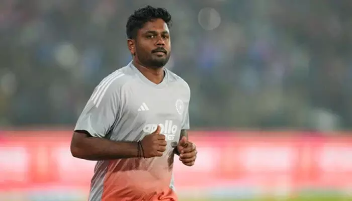 രണ്ട് മത്സരങ്ങളിലും പരാജയപ്പെട്ടു, ഗില്ലിന് വിശ്രമം നൽകണം, മറ്റ് കളിക്കാരെ പരീക്ഷിക്കാനുള്ള സമയമായി; സഞ്ജുവിനെ ഓപ്പണറാക്കണമെന് മുഹമ്മദ് കൈഫ് രണ്ട് മത്സരങ്ങളിലും പരാജയപ്പെട്ടു, ഗില്ലിന് വിശ്രമം നൽകണം, മറ്റ് കളിക്കാരെ പരീക്ഷിക്കാനുള്ള സമയമായി; സഞ്ജുവിനെ ഓപ്പണറാക്കണമെന് മുഹമ്മദ് കൈഫ്