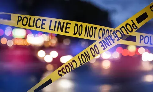 സഹോദരിയോട് മോശമായി സംസാരിച്ചതിനെ ചൊല്ലി തര്ക്കം; തൃശൂരില് യുവാവ് കുത്തേറ്റ് മരിച്ചു സഹോദരിയോട് മോശമായി സംസാരിച്ചതിനെ ചൊല്ലി തര്ക്കം; തൃശൂരില് യുവാവ് കുത്തേറ്റ് മരിച്ചു