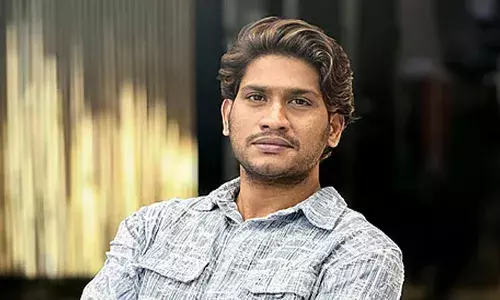 സ്വർണ്ണം കട്ടവനാരപ്പാ.. സഖാക്കളാണെ അയ്യപ്പാ..; പിണറായി വിജയനെ ജനങ്ങൾ ആട്ടി ഇറക്കുന്നു; ഈ നാട് ആര് ഭരിക്കണം എന്ന് മതേതര ബോധമുള്ള മനുഷ്യർ തീരുമാനിക്കും; കുറിപ്പുമായി അഖിൽ മാരാർ