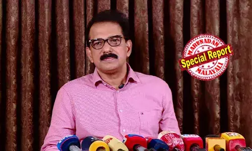 എല്ഡിഎഫും യുഡിഎഫും ഒന്നിച്ചു; എല്ലായിടത്തും അപരന്മാരെയുമിറക്കി; കുന്നത്തുനാടും മഴുവന്നൂരും കൈവിട്ടു; കിഴക്കമ്പലവും ഐക്കരനാടും ഒപ്പം നിന്നു; തിരുവാണിയൂരിലെ എല്ഡിഎഫ് കോട്ട പിടിച്ചെടുത്തും ട്വന്റി 20യുടെ സര്ജിക്കല് സ്ട്രൈക്ക്; ജനാധിപത്യത്തെ പണാധിപത്യം കൊണ്ട് വിലയ്ക്കെടുത്തു എന്ന് സാബു എം ജേക്കബ്ബ് എല്ഡിഎഫും യുഡിഎഫും ഒന്നിച്ചു; എല്ലായിടത്തും അപരന്മാരെയുമിറക്കി; കുന്നത്തുനാടും മഴുവന്നൂരും കൈവിട്ടു; കിഴക്കമ്പലവും ഐക്കരനാടും ഒപ്പം നിന്നു; തിരുവാണിയൂരിലെ എല്ഡിഎഫ് കോട്ട പിടിച്ചെടുത്തും ട്വന്റി 20യുടെ സര്ജിക്കല് സ്ട്രൈക്ക്; ജനാധിപത്യത്തെ പണാധിപത്യം കൊണ്ട് വിലയ്ക്കെടുത്തു എന്ന് സാബു എം ജേക്കബ്ബ്