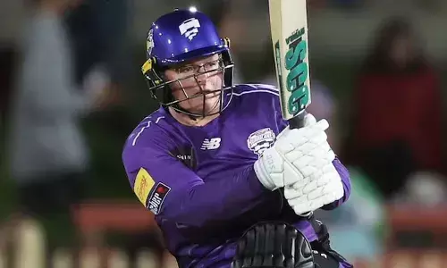 ബെല്ലെറിവ് ഓവലിൽ ലിസെൽ ലീയുടെ വെടിക്കെട്ട്; വനിതാ ബിഗ് ബാഷ് ലീഗിൽ കന്നി കിരീടത്തിൽ മുത്തമിട്ട് ഹൊബാര്‍ട്ട് ഹരിക്കെയ്ന്‍സ്; പെർത്ത് സ്കോർച്ചേഴ്സിനെ പരാജയപ്പെടുത്തിയത് 8 വിക്കറ്റിന്