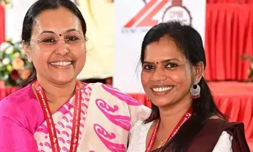 ആരോഗ്യമന്ത്രിയുടെ പേഴ്സണല് സ്റ്റാഫ് ഇനി ജില്ലാപഞ്ചായത്തംഗം; കുളനട ഡിവിഷനില് സവിത അജയകുമാറിന് മികച്ച ജയം ആരോഗ്യമന്ത്രിയുടെ പേഴ്സണല് സ്റ്റാഫ് ഇനി ജില്ലാപഞ്ചായത്തംഗം; കുളനട ഡിവിഷനില് സവിത അജയകുമാറിന് മികച്ച ജയം