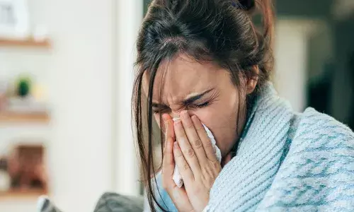 ഹോ...എന്തൊരു തുമ്മൽ..; തണുത്ത വെള്ളം കുടിച്ചാൽ ജലദോഷം വരാൻ ചാൻസ് ഉണ്ടോ?; ഡോക്ടർമാര്‍ പറയുന്നത് ഇങ്ങനെ