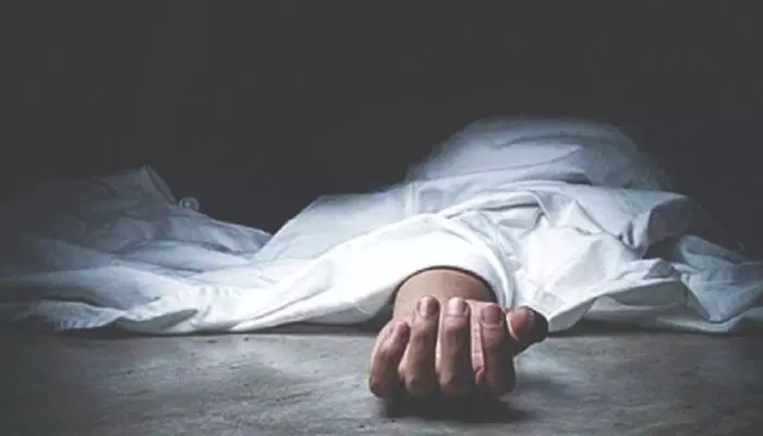 കോര്പ്പറേഷന് തിരഞ്ഞെടുപ്പില് 26 വോട്ടുകള്ക്ക് തോറ്റ സ്ഥാനാര്ഥി കുഴഞ്ഞുവീണു മരിച്ചു; യുഡിഎഫ് ക്യാമ്പിനെ ദുഃഖത്തിലാഴ്ത്തി സിനിയുടെ മരണം കോര്പ്പറേഷന് തിരഞ്ഞെടുപ്പില് 26 വോട്ടുകള്ക്ക് തോറ്റ സ്ഥാനാര്ഥി കുഴഞ്ഞുവീണു മരിച്ചു; യുഡിഎഫ് ക്യാമ്പിനെ ദുഃഖത്തിലാഴ്ത്തി സിനിയുടെ മരണം