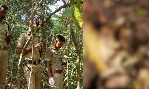 കാട് വെട്ടാന്‍ വന്നവർ ആ കാഴ്ച കണ്ട് ഞെട്ടി; ആളൊഴിഞ്ഞ പറമ്പിൽ മനുഷ്യന്റെ അസ്ഥികൂടം; തൊട്ടടുത്തായി ദുരൂഹത വർധിപ്പിച്ച് ഒരു ബാഗും; പോലീസ് അന്വേഷണം തുടങ്ങി