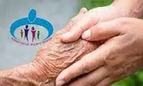 ഗുണഭോക്താക്കളുടെ പ്രായം 65ല് നിന്നും 60 വയസായി കുറയ്ക്കണം; വയോമിത്രം പദ്ധതി എല്ലാ പഞ്ചായത്തുകളിലും നടപ്പിലാക്കുന്നത് ഉചിതമെന്ന് മനുഷ്യാവകാശ കമ്മീഷന് ഗുണഭോക്താക്കളുടെ പ്രായം 65ല് നിന്നും 60 വയസായി കുറയ്ക്കണം; വയോമിത്രം പദ്ധതി എല്ലാ പഞ്ചായത്തുകളിലും നടപ്പിലാക്കുന്നത് ഉചിതമെന്ന് മനുഷ്യാവകാശ കമ്മീഷന്