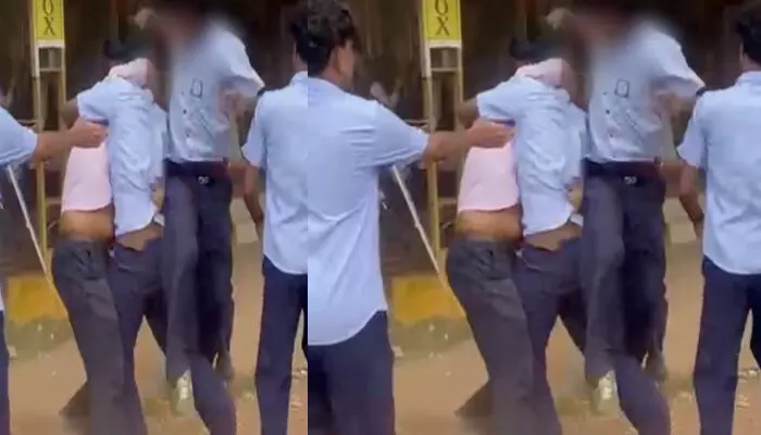 ഇരുടീമും രണ്ടുംകല്പിച്ച് നടന്നെത്തി; കുറച്ച് നേരം തർക്കിച്ച ശേഷം നല്ല ഇടിപൊട്ടി; ട്യൂബ് ലൈറ്റ് പ്രയോഗത്തിൽ പരിഭ്രാന്തി; പിന്നിലെ കാരണം കേട്ട് തലപുകഞ്ഞ് അധ്യാപകർ ഇരുടീമും രണ്ടുംകല്പിച്ച് നടന്നെത്തി; കുറച്ച് നേരം തർക്കിച്ച ശേഷം നല്ല ഇടിപൊട്ടി; ട്യൂബ് ലൈറ്റ് പ്രയോഗത്തിൽ പരിഭ്രാന്തി; പിന്നിലെ കാരണം കേട്ട് തലപുകഞ്ഞ് അധ്യാപകർ