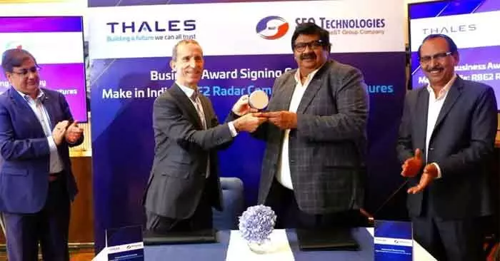 റഫാലില് മെയ്ഡ് ഇന് കേരള; റഡാര് സംവിധാനങ്ങള്ക്കുള്ള വയേര്ഡ് സ്ട്രക്ചര് നിര്മിക്കുന്നത് കൊച്ചി ആസ്ഥാനമായ കമ്പനി റഫാലില് മെയ്ഡ് ഇന് കേരള; റഡാര് സംവിധാനങ്ങള്ക്കുള്ള വയേര്ഡ് സ്ട്രക്ചര് നിര്മിക്കുന്നത് കൊച്ചി ആസ്ഥാനമായ കമ്പനി