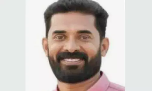 വോട്ടിംഗ് യന്ത്രത്തിന് ഒരു കുഴപ്പവുമില്ല; എണ്ണിയതും എല്ലാം കിറുകൃത്യം; രണ്ട് സ്ഥാനാർത്ഥികൾക്കും തുല്യ വോട്ട് ലഭിച്ചതോടെ കൗതുകം; നറുക്കെടുപ്പിൽ ട്വിസ്റ്റ്