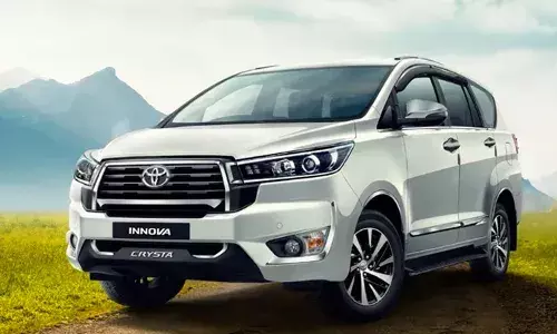 വീണ്ടും അമ്പരിപ്പിച്ച് ആ ജപ്പാൻ കമ്പനി; കഴിഞ്ഞ മാസം മികച്ച പ്രകടനം കാഴ്ചവെച്ചത് മൂന്ന് മോഡലുകൾ; ടൊയോട്ടയുടെ വിൽപ്പനയിൽ സംഭവിച്ചത്