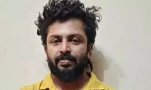 പ്രണയം നടിച്ച് പ്‌ളസ് വണ്‍ വിദ്യാര്‍ത്ഥിനിയെ തട്ടിക്കൊണ്ടുപോയി പീഡനം; ബസ് ഡ്രൈവര്‍ റിമാന്‍ഡില്‍