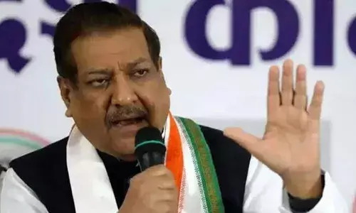 പാക്ക് സൈന്യം ഇന്ത്യന്‍ സൈനിക വിമാനങ്ങള്‍ വെടിവച്ചിട്ടു; ഓപ്പറേഷന്‍ സിന്ദൂറിന്റെ ആദ്യ ദിനം ഇന്ത്യ കനത്ത പരാജയം നേരിട്ടു;  പരാമര്‍ശം വിവാദമായിട്ടും ക്ഷമ പറയില്ലെന്ന് പൃഥ്വിരാജ് ചവാന്‍;  സൈന്യത്തെ അപമാനിക്കുന്നത് കോണ്‍ഗ്രസിന്റെ മുഖമുദ്രയെന്ന് ബിജെപി