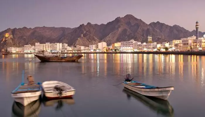 നാളെ പുലർച്ചയോടെ താപനില ഇനിയും താഴും; ഒമാനിൽ കൊടുംതണുപ്പിന് സാധ്യത; മരുഭൂമി പ്രദേശങ്ങൾ തണുത്ത് വിറയ്ക്കും; ജനങ്ങൾക്ക് മുന്നറിയിപ്പ് നൽകി അധികൃതർ നാളെ പുലർച്ചയോടെ താപനില ഇനിയും താഴും; ഒമാനിൽ കൊടുംതണുപ്പിന് സാധ്യത; മരുഭൂമി പ്രദേശങ്ങൾ തണുത്ത് വിറയ്ക്കും; ജനങ്ങൾക്ക് മുന്നറിയിപ്പ് നൽകി അധികൃതർ