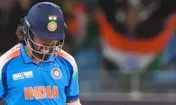 ന്യൂസിലന്ഡ് പരമ്പര മുന്നില്; രോഹിത്തിനും കോലിക്കും പിന്നാലെ ആഭ്യന്തര ക്രിക്കറ്റില് പാഡണിയാന് കെ എല് രാഹുലും; വിജയ് ഹസാരെ ട്രോഫിക്കുള്ള കര്ണാടക ടീമില് ന്യൂസിലന്ഡ് പരമ്പര മുന്നില്; രോഹിത്തിനും കോലിക്കും പിന്നാലെ ആഭ്യന്തര ക്രിക്കറ്റില് പാഡണിയാന് കെ എല് രാഹുലും; വിജയ് ഹസാരെ ട്രോഫിക്കുള്ള കര്ണാടക ടീമില്