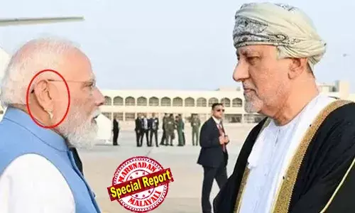 ഇടതുചെവിയില്‍ കമ്മല്‍;  മോദി ഫ്രീക്കനായോ?  ഒമാന്‍ സന്ദര്‍ശനത്തിലെ ചിത്രങ്ങള്‍ പുറത്തുവന്നപ്പോള്‍ തോന്നിയ സംശയം; പിന്നാലെ സജീവ ചര്‍ച്ച;  അത് ഭാഷ വിവര്‍ത്തനത്തിന് സഹായിക്കുന്ന ചെറിയ ഉപകരണം; ഒടുവില്‍ സത്യം കണ്ടെത്തി സോഷ്യല്‍ മീഡിയ