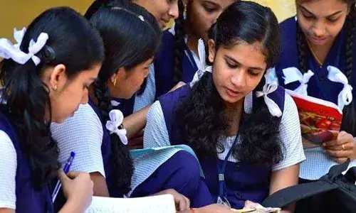 ഒരു പ്രത്യേക അറിയിപ്പ്! പ്ലസ്ടു വിദ്യാർഥികളുടെ നാളെത്തെ ഹിന്ദി പരീക്ഷ മാറ്റിവെച്ചു; ഇനി നടക്കുക ക്രിസ്മസ് അവധിക്കു ശേഷം; മാറ്റിയത് ഇക്കാരണത്താൽ