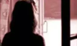 ബംഗളൂരുവില് ഡ്യൂട്ടി കഴിഞ്ഞ് മടങ്ങുകയായിരുന്ന വനിതാ ഡോക്ടര്ക്ക് നേരേ ലൈംഗികാതിക്രമം; ബൈക്കിലെത്തിയ യുവാവ് ഡോക്ടറെ കടന്നുപിടിച്ചു; വഴി ചോദിച്ചെത്തി ആക്രമണം ബംഗളൂരുവില് ഡ്യൂട്ടി കഴിഞ്ഞ് മടങ്ങുകയായിരുന്ന വനിതാ ഡോക്ടര്ക്ക് നേരേ ലൈംഗികാതിക്രമം; ബൈക്കിലെത്തിയ യുവാവ് ഡോക്ടറെ കടന്നുപിടിച്ചു; വഴി ചോദിച്ചെത്തി ആക്രമണം