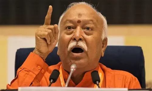 ആർ.എസ്.എസിനെ ബി.ജെ.പിയിലൂടെ മനസ്സിലാക്കാനാണ് ശ്രമിക്കുന്നത്; സംഘത്തെ സേവന സംഘടനയായോ രാഷ്ട്രീയ വിഭാഗമായോ താരതമ്യം ചെയ്യുന്നത് തെറ്റിദ്ധാരണകളിലേക്ക് നയിക്കുമെന്നും മോഹൻ ഭാഗവത്