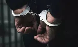 കടം വാങ്ങിയ 2000 രൂപ തിരികെ നല്കിയില്ല; 19കാരനെ കുത്തിക്കൊല്ലാന് ശ്രമം: രണ്ടു പേര് അറസ്റ്റില് കടം വാങ്ങിയ 2000 രൂപ തിരികെ നല്കിയില്ല; 19കാരനെ കുത്തിക്കൊല്ലാന് ശ്രമം: രണ്ടു പേര് അറസ്റ്റില്