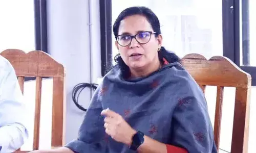 ടി പി കേസ് പ്രതികള്ക്ക് ഇഷ്ടം പോലെ പരോള് നല്കുകയാണ്; എന്ത് വ്യവസ്ഥയുടെ അടിസ്ഥാനത്തില് ആണിത്? ഷാഫിക്കും ഷിനോജിനും ആര്ക്കും കിട്ടാത്ത ആനുകൂല്യങ്ങള്; രൂക്ഷ വിമര്ശനവുമായി കെ കെ രമ ടി പി കേസ് പ്രതികള്ക്ക് ഇഷ്ടം പോലെ പരോള് നല്കുകയാണ്; എന്ത് വ്യവസ്ഥയുടെ അടിസ്ഥാനത്തില് ആണിത്? ഷാഫിക്കും ഷിനോജിനും ആര്ക്കും കിട്ടാത്ത ആനുകൂല്യങ്ങള്; രൂക്ഷ വിമര്ശനവുമായി കെ കെ രമ